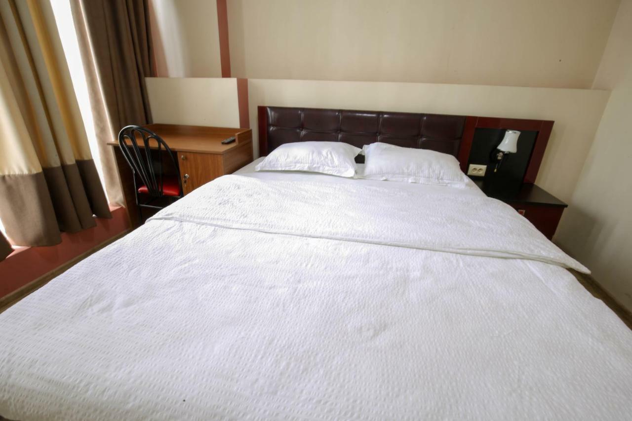 The K Tbilisi Hotel Екстериор снимка
