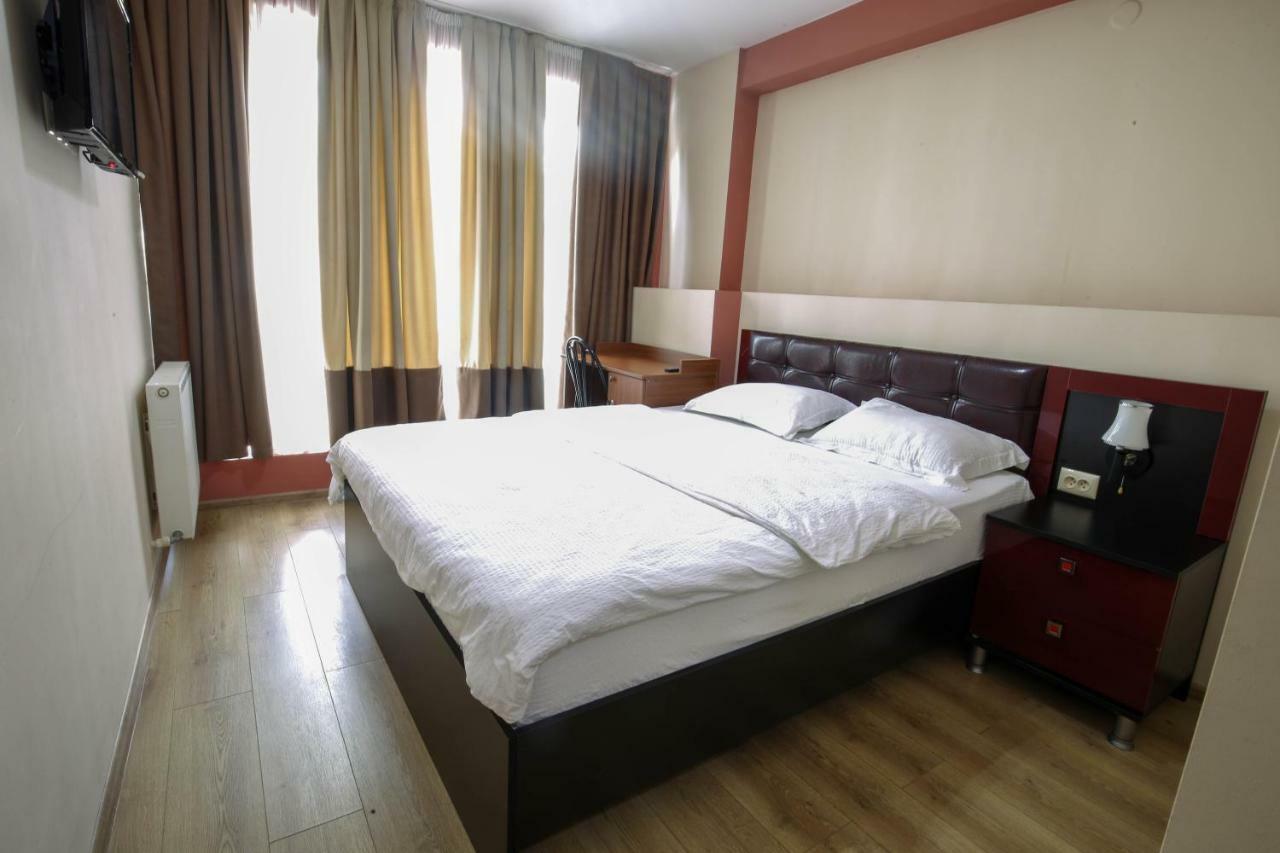 The K Tbilisi Hotel Екстериор снимка