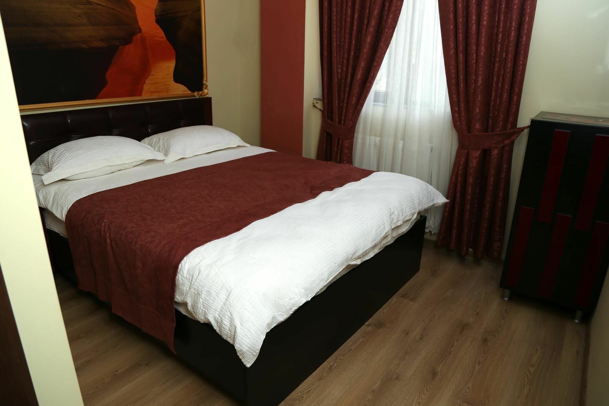 The K Tbilisi Hotel Екстериор снимка